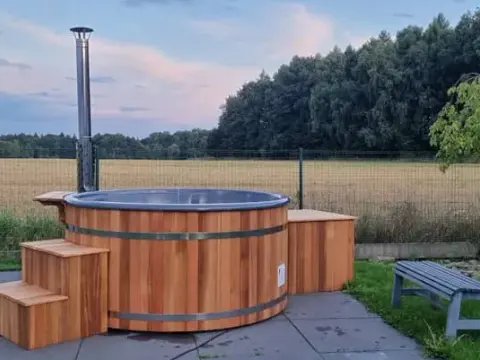 Balia ogrodowa czy warto? Odkryj zalety i wady inwestycji